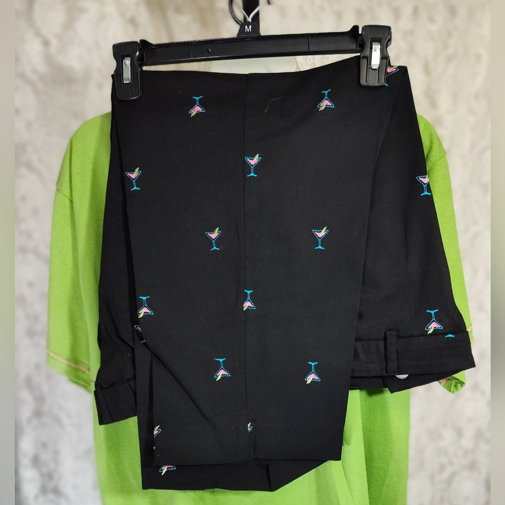 JM Collection Black Capris with Cocktail Margarita Glass Embroidery Nwot